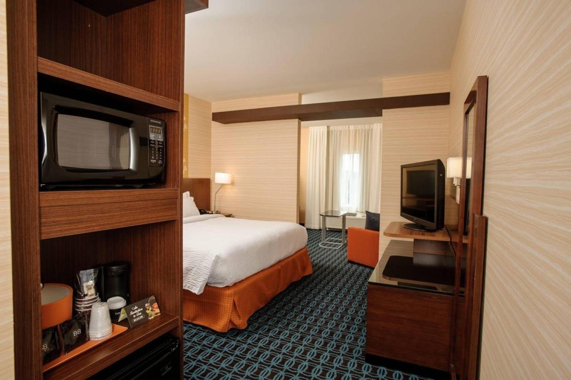 Fairfield Inn & Suites By Marriott Athens I-65 Εξωτερικό φωτογραφία